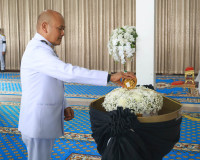 จังหวัดสุราษฎร์ธานี จัดพิธีถวายน้ำสรงพระบรมศพสมเด็จพระนางเจ้ ... พารามิเตอร์รูปภาพ 13